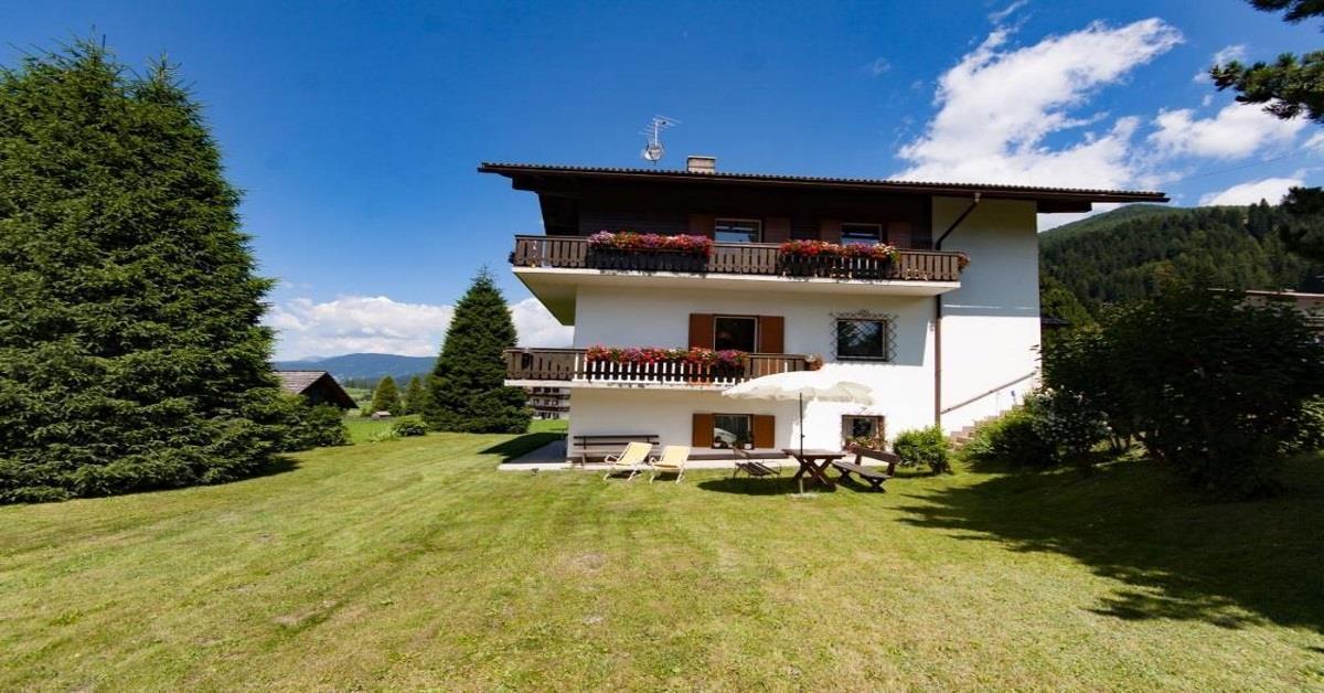 Haus Maridl Rooms With Breakfast In Sesto In Pustertal Valley