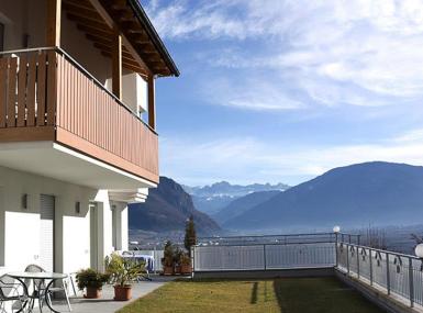 Haus Elefant mit Blick auf die Berge